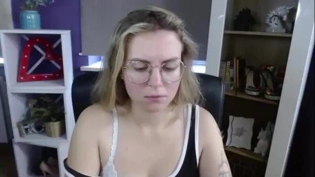 Image 3 of blackrosezoey Stream on Chaturbate on 15 days ago