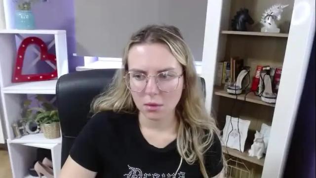 Image 7 of blackrosezoey Stream on Chaturbate on 7 days ago