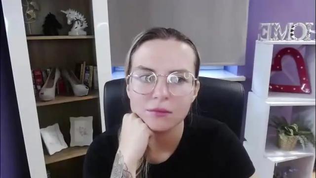 Image 11 of blackrosezoey Stream on Chaturbate on 2 months ago