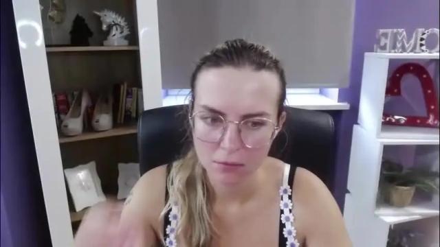Image 4 of blackrosezoey Stream on Chaturbate on 2 months ago