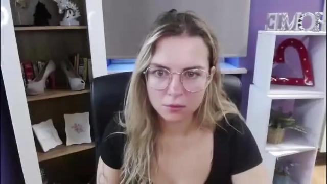 Image 10 of blackrosezoey Stream on Chaturbate on 1 month ago