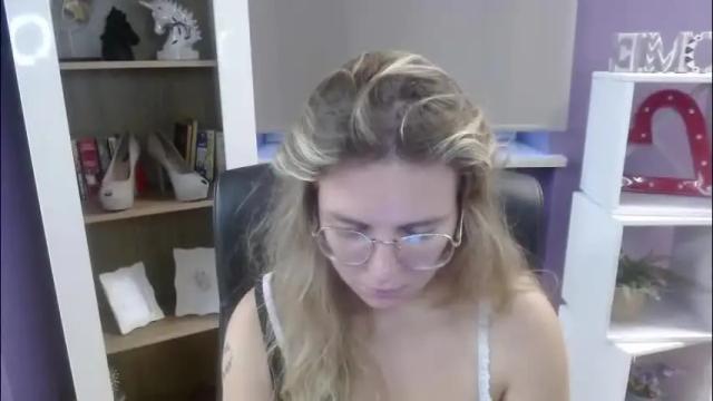 Image 10 of blackrosezoey Stream on Chaturbate on 1 month ago