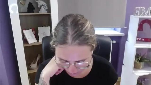 Image 3 of blackrosezoey Stream on Chaturbate on 1 month ago