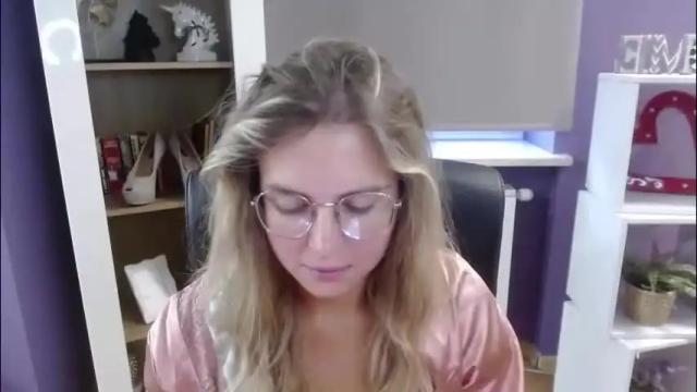 Image 10 of blackrosezoey Stream on Chaturbate on 1 month ago