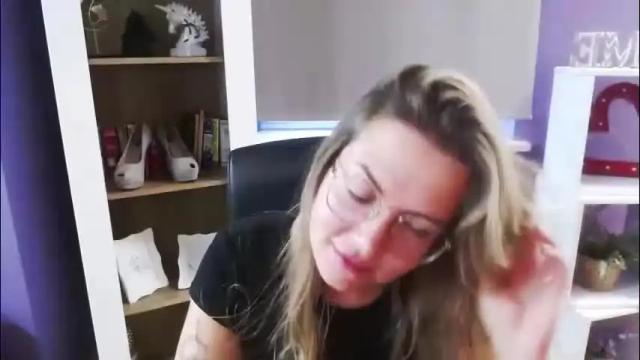 Image 2 of blackrosezoey Stream on Chaturbate on 1 month ago