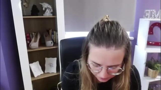 Image 2 of blackrosezoey Stream on Chaturbate on 1 month ago