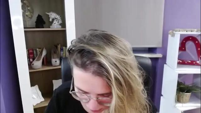 Image 10 of blackrosezoey Stream on Chaturbate on 14 days ago