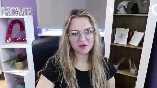 Image 4 of blackrosezoey Stream on Chaturbate on 7 days ago