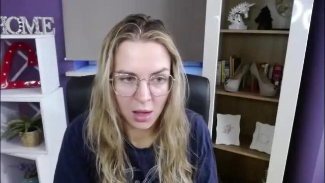 Image 10 of blackrosezoey Stream on Chaturbate on 5 days ago