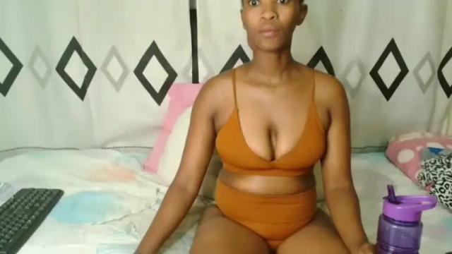 Image 7 of blackslut12 Stream on Chaturbate on 20 months ago