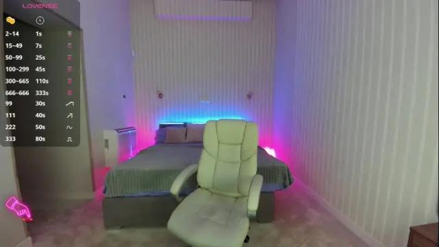 Image 2 of blackxcrystal Stream on Chaturbate on 7 months ago