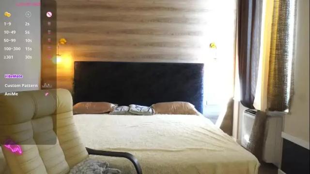 Image 3 of blackxcrystal Stream on Chaturbate on 7 months ago