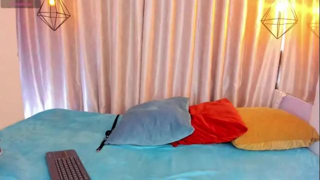 Image 3 of blaiine_colfer Stream on Chaturbate on 4 months ago