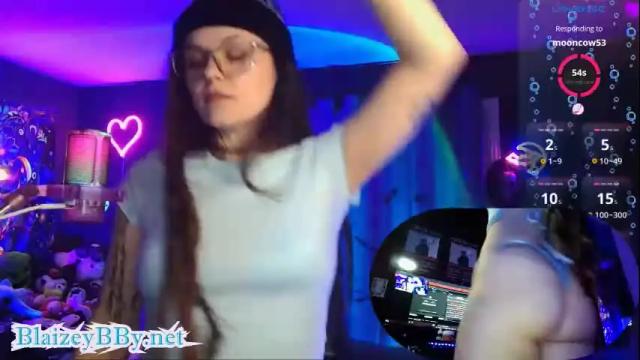 Image 3 of blaizebunny Stream on Chaturbate on 3 months ago