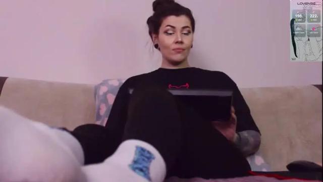 Image 8 of blake_luna Stream on Chaturbate on 3 months ago