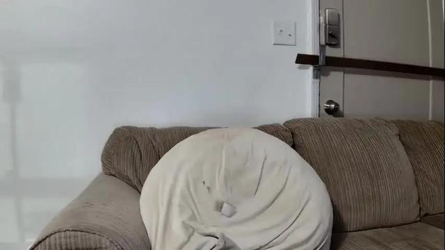 Image 12 of blakeandskylar Stream on Chaturbate on 6 months ago