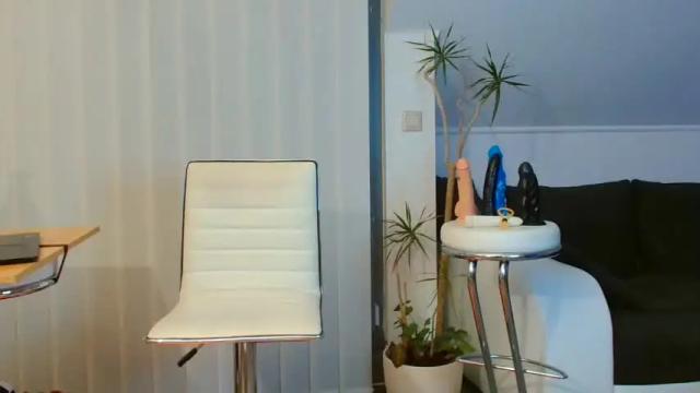 Image 3 of blankerbz Stream on Chaturbate on 20 months ago