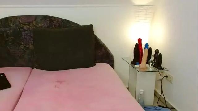 Image 8 of blankerbz Stream on Chaturbate on 15 months ago