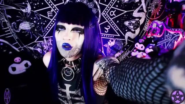 Image 6 of blasphemiangxrl Stream on Chaturbate on 16 months ago