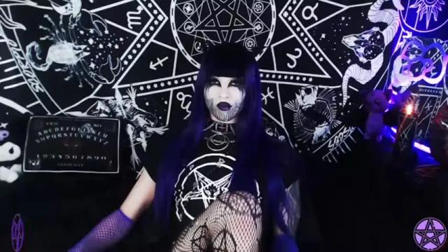 Image 6 of blasphemiangxrl Stream on Chaturbate on 15 months ago