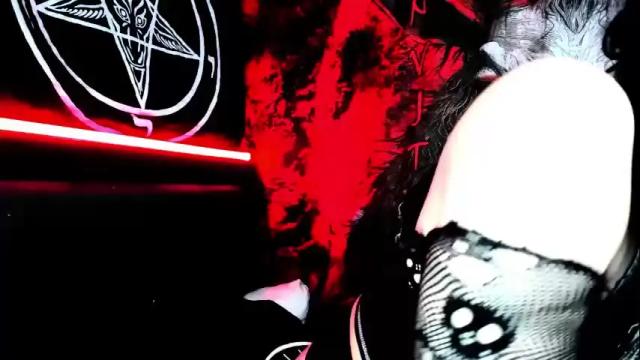 Image 8 of blasphemiangxrl Stream on Chaturbate on 2 months ago