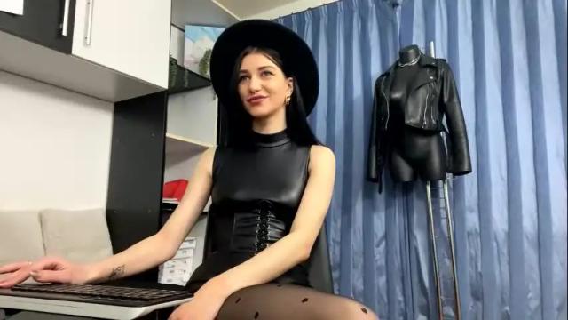 Image 4 of blazeamanda Stream on Chaturbate on 1 month ago