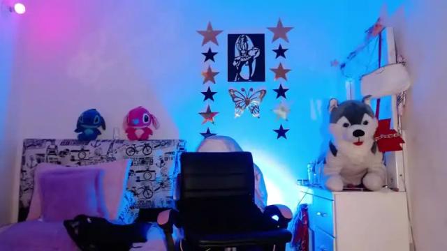 Image 2 of blerk_jeen Stream on Chaturbate on 13 months ago