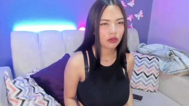 Image 11 of bleuu_ Stream on Chaturbate on 20 months ago