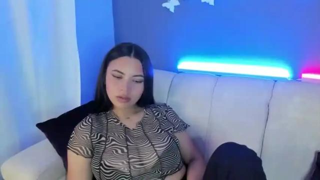 Image 8 of bleuu_ Stream on Chaturbate on 20 months ago