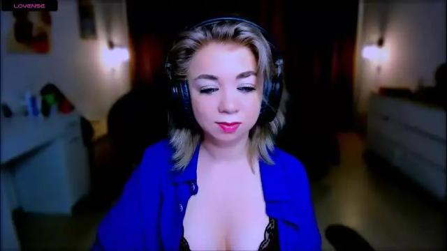 Thumbnail 2, blinkofeyess's Stream at Chaturbate, 1 month ago