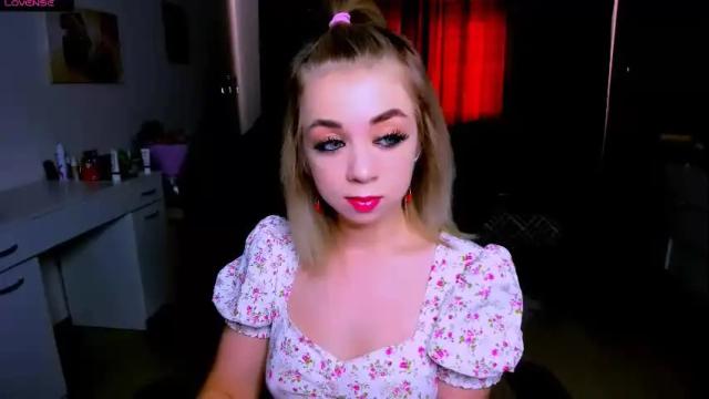 Image 6 of blinkofeyess Stream on Chaturbate on 7 days ago