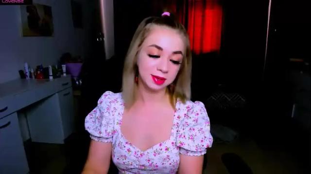 Image 7 of blinkofeyess Stream on Chaturbate on 7 days ago