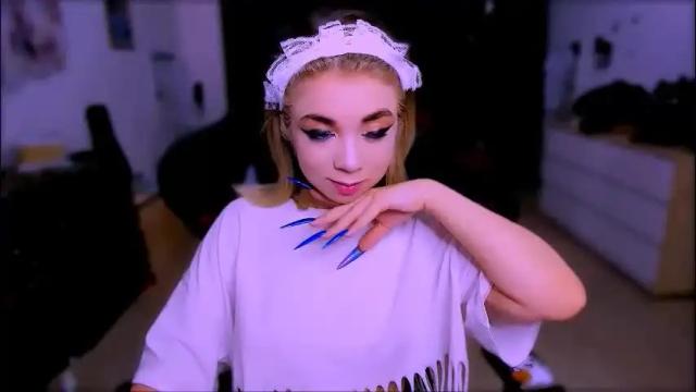 Image 6 of blinkofeyess Stream on Chaturbate on 2 months ago