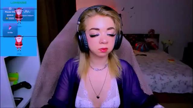 Image 2 of blinkofeyess Stream on Chaturbate on 28 days ago