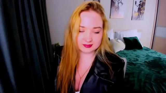 Image 2 of blissforyouu Stream on Chaturbate on 14 months ago