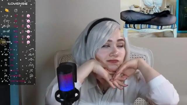 Image 12 of blissgrandon Stream on Chaturbate on 11 months ago