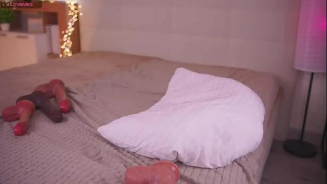 Image 11 of bllowjoyy Stream on Chaturbate on 21 days ago