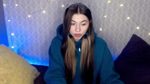 Image 4 of blodiri Stream on Chaturbate on 16 months ago