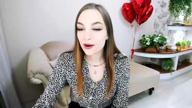 Image 10 of blominglotus Stream on Chaturbate on 15 months ago