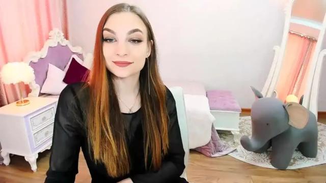 Image 12 of blominglotus Stream on Chaturbate on 15 months ago
