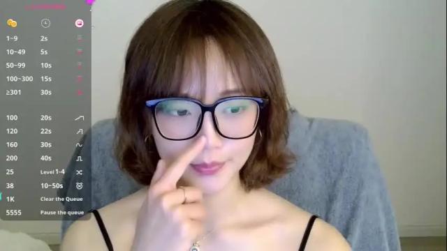 Image 12 of blon_kater Stream on Chaturbate on 28 days ago