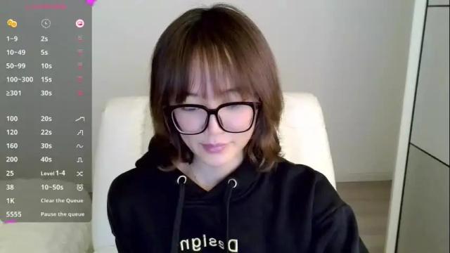 Image 3 of blon_kater Stream on Chaturbate on 27 days ago