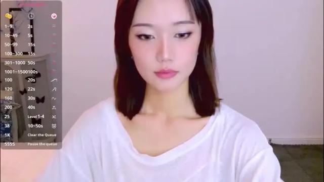 Image 3 of blon_kater Stream on Chaturbate on 25 days ago