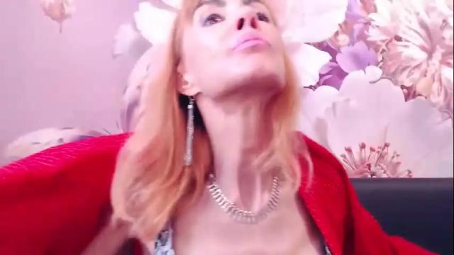 Image 4 of blond_pussy_ Stream on Chaturbate on 1 month ago