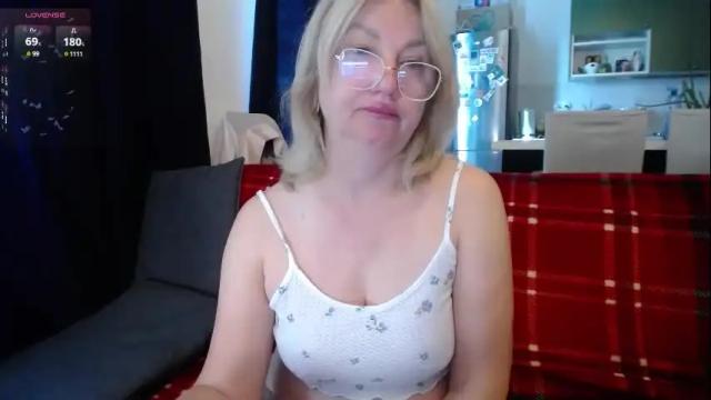 Thumbnail 3, blond_woman's Stream at Chaturbate, 1 month ago