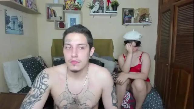 Image 4 of blondandtattooface Stream on Chaturbate on 1 month ago