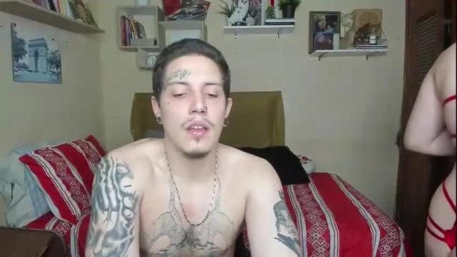 Image 4 of blondandtattooface Stream on Chaturbate on 29 days ago