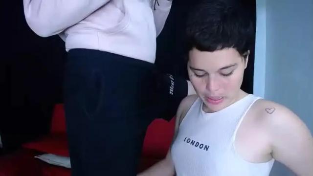 Image 2 of blonde_bitch12 Stream on Chaturbate on 15 months ago