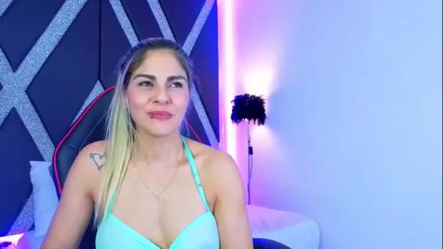 Image 10 of blonde_cat1515 Stream on Chaturbate on 5 days ago