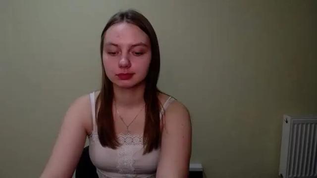 Image 11 of blonde_dream9 Stream on Chaturbate on 14 months ago